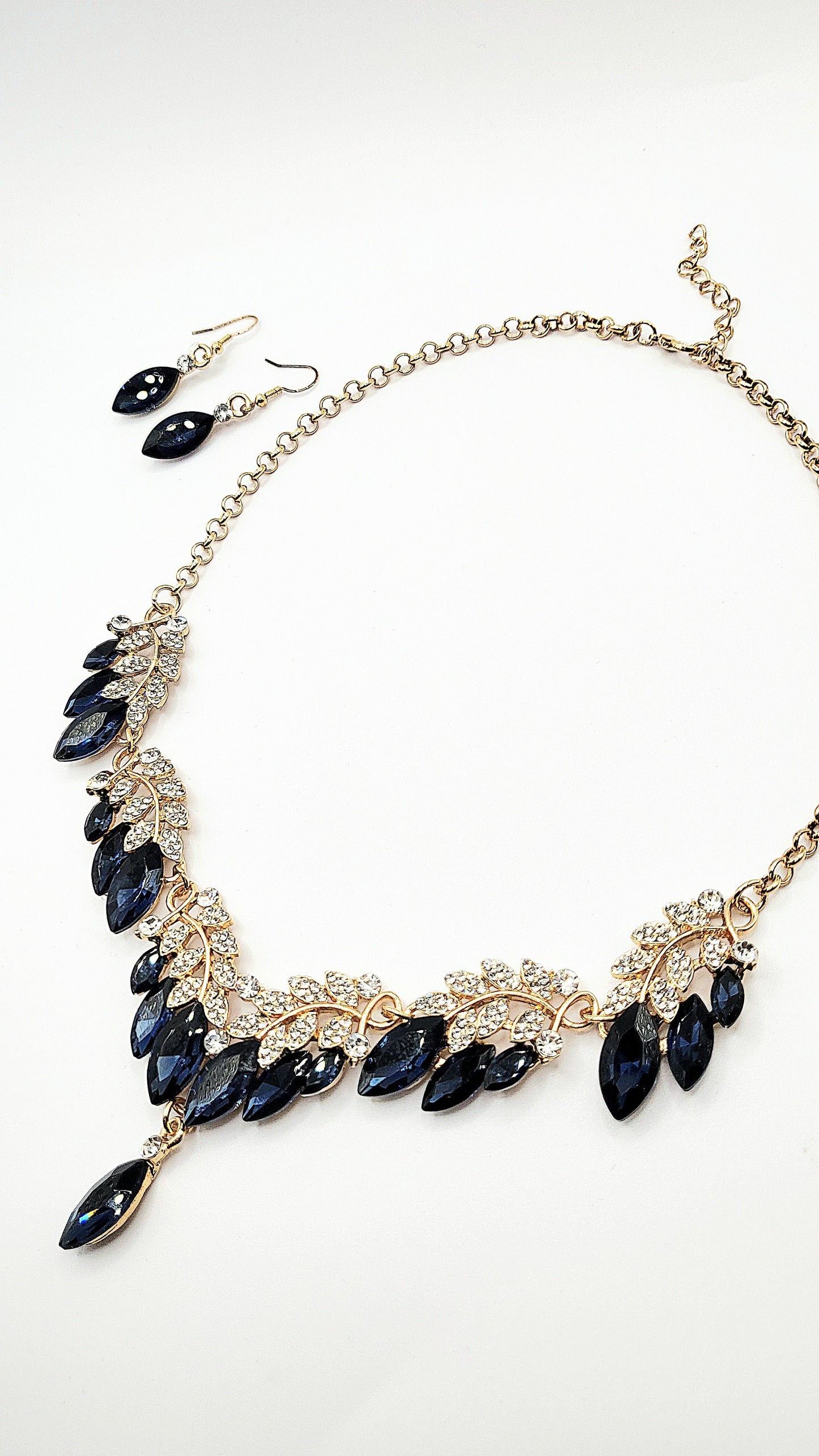 Essence Crystal Necklace Set